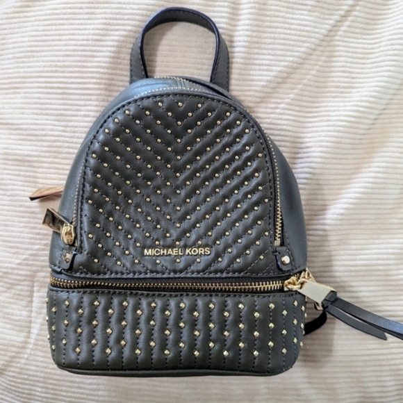 Michael Kors Olive and Gold Quilted Backpack - Picture 5 of 7
